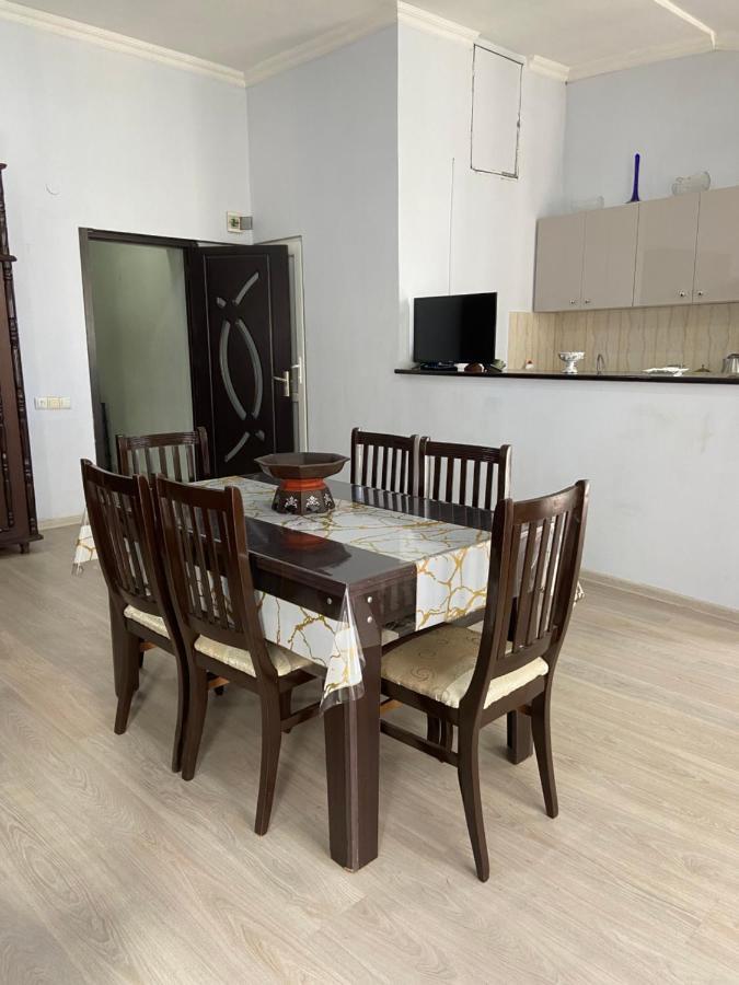 Apartment On Luka Asatiani 2 Batumi Exteriör bild