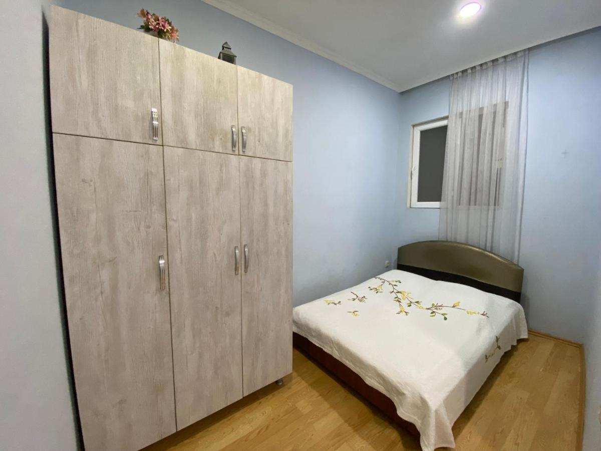 Apartment On Luka Asatiani 2 Batumi Exteriör bild